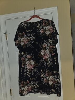 SHEIN Black Floral Midi Dress with Pink & Cream Blooms